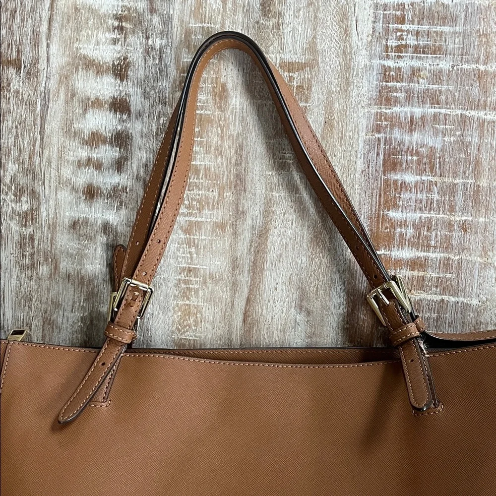Tory Burch York Buckle Tote - Picture 12 of 15